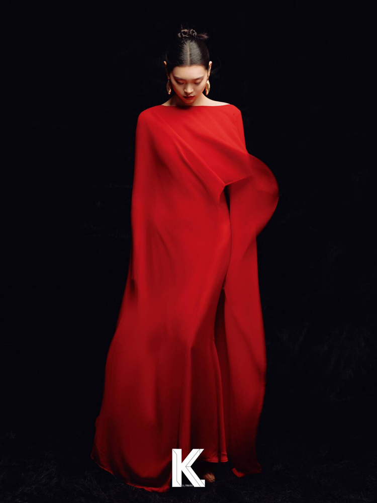 Ethnic Clothing & Online Fashion Store Khaadi Pk - 2026 Nowa Moda Ekskluzywny Czerwony Kostium