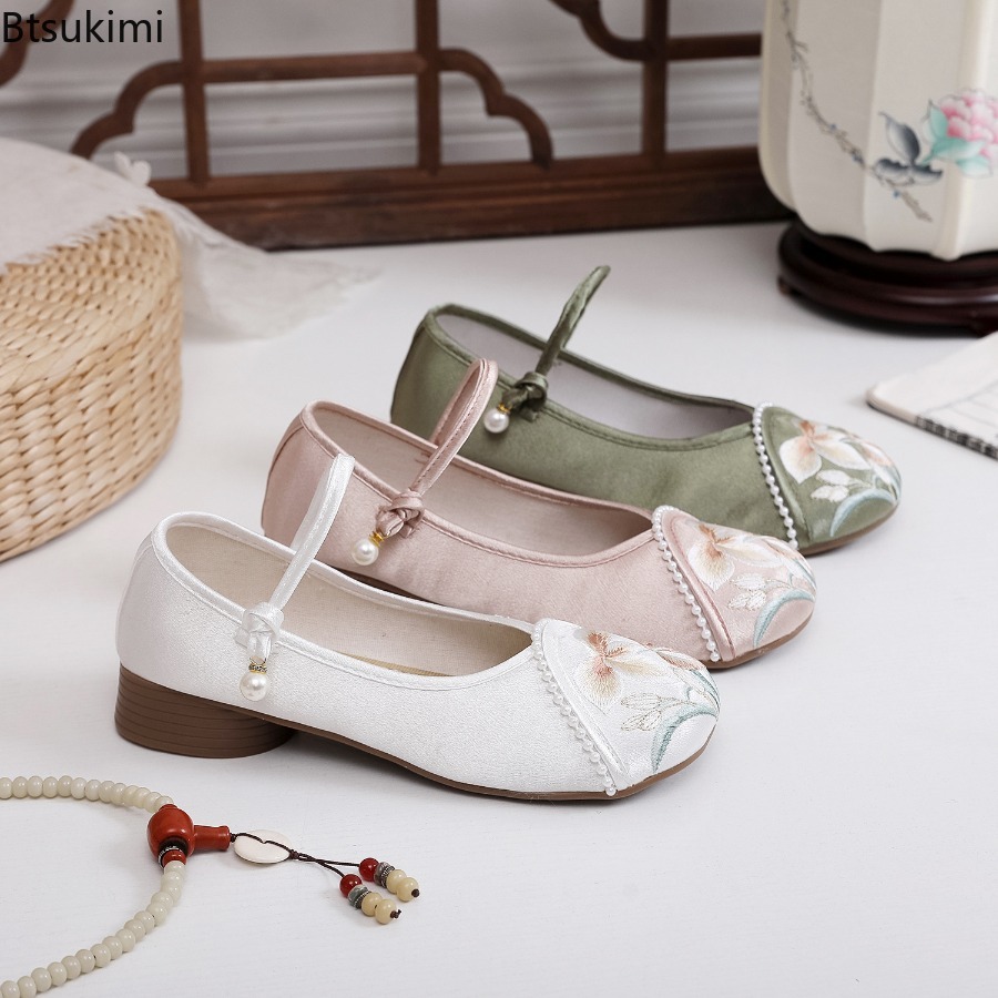 Modne haftowane buty damskie w – Ethnic Fashion recenzja i cena