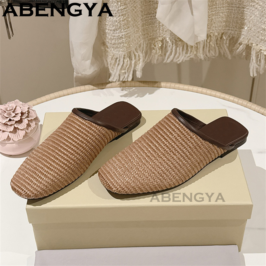 Błyszczące, koronkowe, siatecz – Ethnic Fashion recenzja i cena