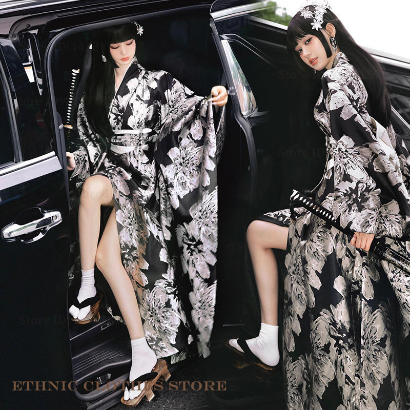 Japońskie tradycyjne kimono Co – Ethnic Fashion Photography recenzja i cena